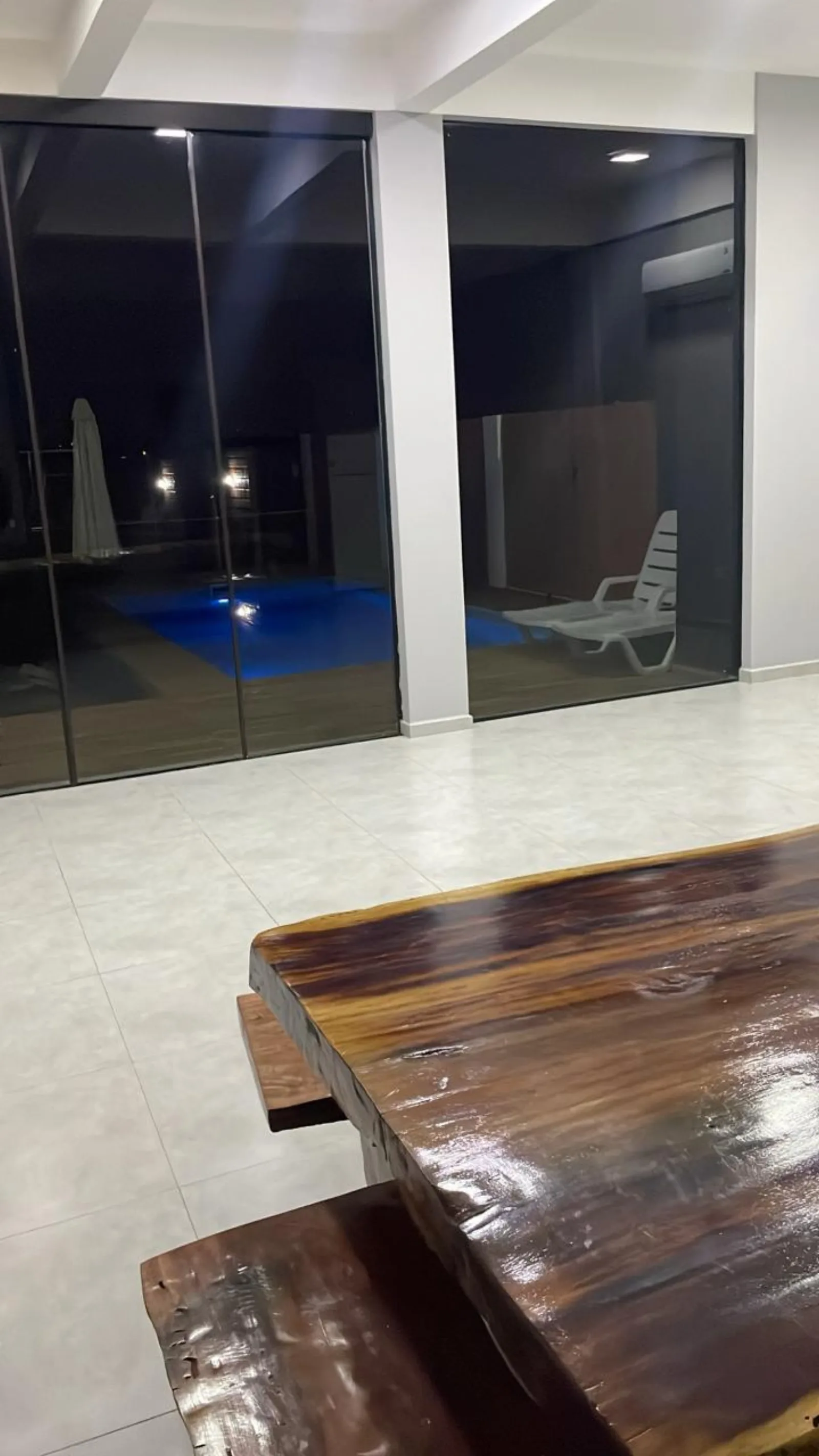 Mesa preparada para un evento